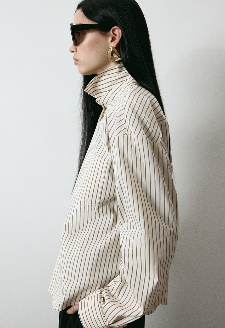 H&M - Oversized poplin shirt - light beige/striped