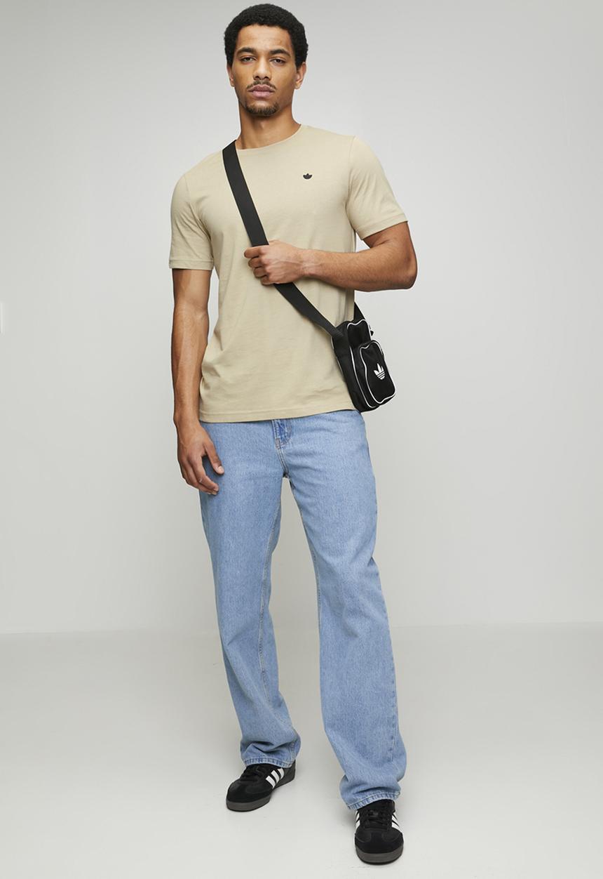 adidas Originals - ESS Tee  - KHAKI THREE