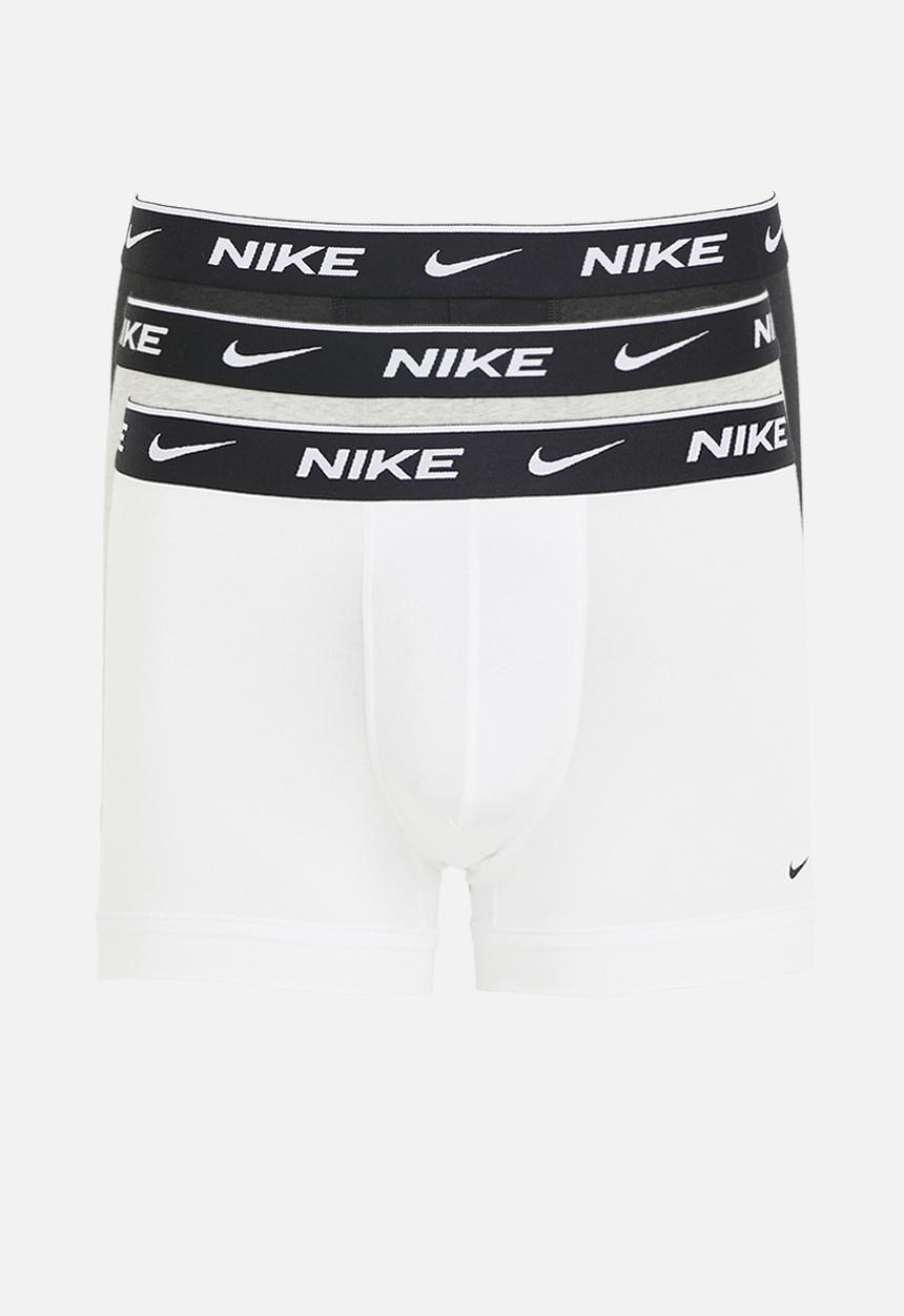 Nike - KE1008-Men's Dri-Fit Everyday Cotton Trunk 3 Pack - WHITE/GREY HEATHER/BLACK
