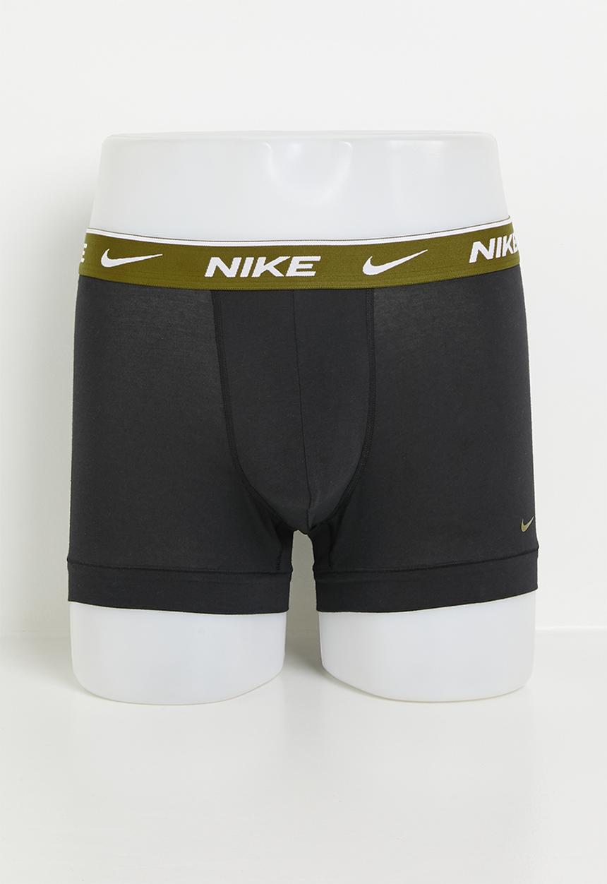 Nike - KE1008-Men's Dri-Fit Everyday Cotton Trunk 3 Pack - BLK UNI GLD/LIG PHTO BLU/OLV