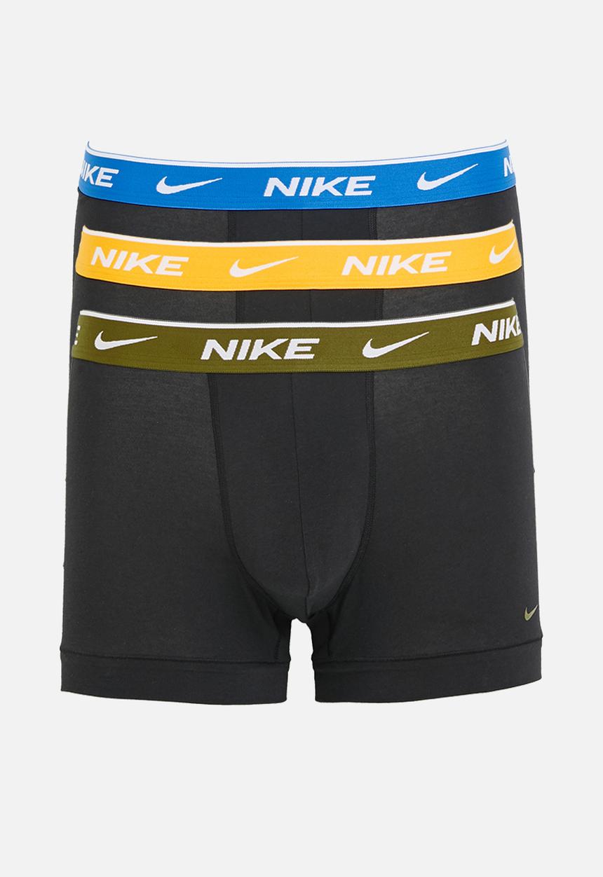 Nike - KE1008-Men's Dri-Fit Everyday Cotton Trunk 3 Pack - BLK UNI GLD/LIG PHTO BLU/OLV