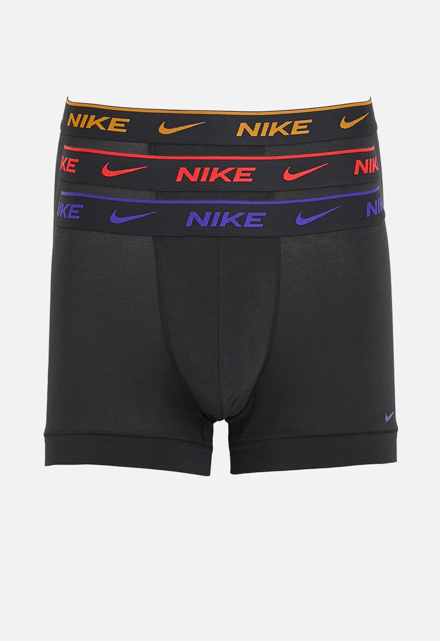 Nike - KE1008-Men's Dri-Fit Everyday Cotton Trunk 3 Pack - BLK LIG CRIM/DES OCH/DP NHT L