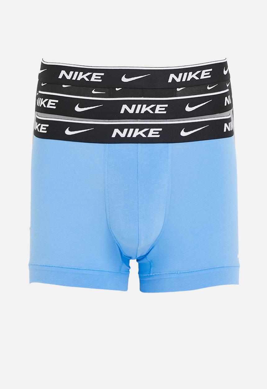 Nike - KE1008-Men's Dri-Fit Everyday Cotton Trunk 3 Pack - Swoosh Print/Cool Grey/UniBlue