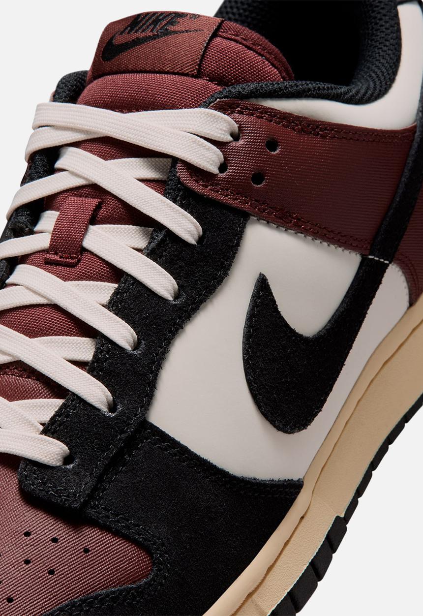 Nike - NIKE DUNK LOW RETRO