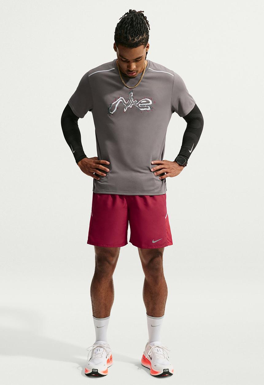 Nike - Dri-Fit Miler 7In 2In1 Short - Tough Red/Sport Red/Reflective Silv