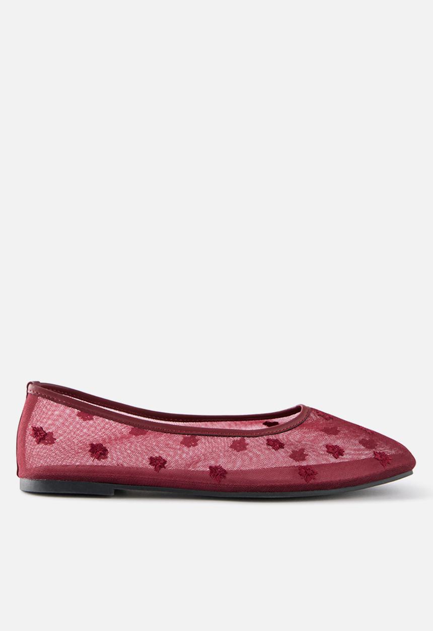 Cotton On - Soho Mary Jane Ballerina - Burgundy Embroidered Mesh