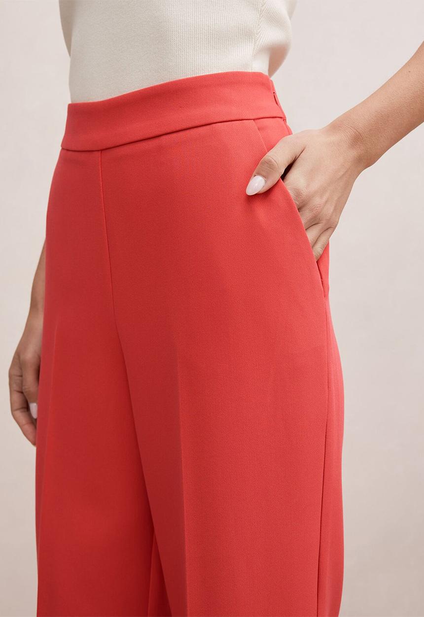 Forever New - Marissa wide leg pants in pink suit