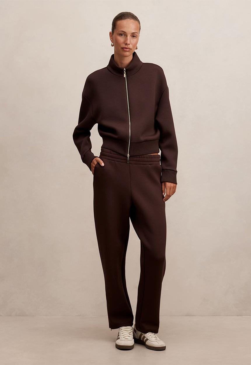 Forever New - Hannah zip lounge jacket in chocolate