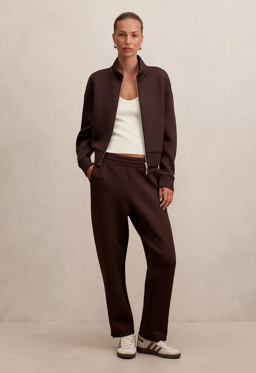 Forever New - Hannah zip lounge jacket in chocolate