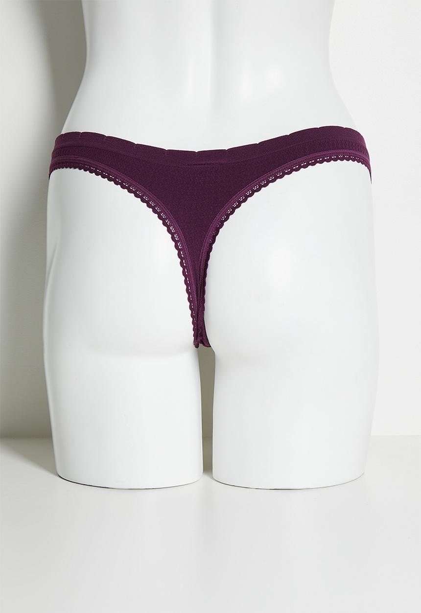 Cotton On - Seamless low rise  g string brief - blackcurrant texture