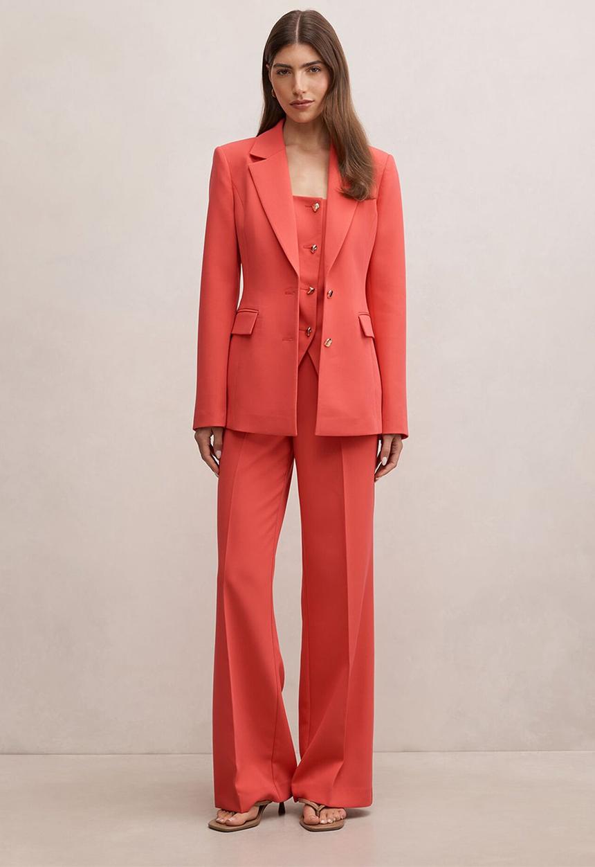 Forever New - Lee nipped waist blazer in pink suit