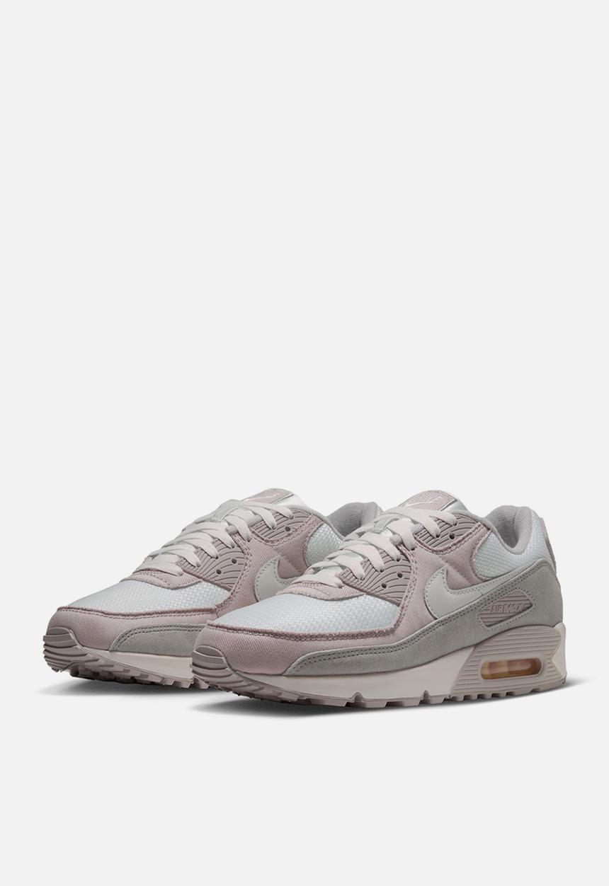 Nike - AIR MAX III