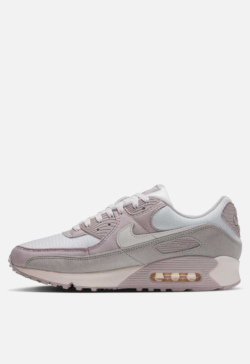 Nike - AIR MAX III