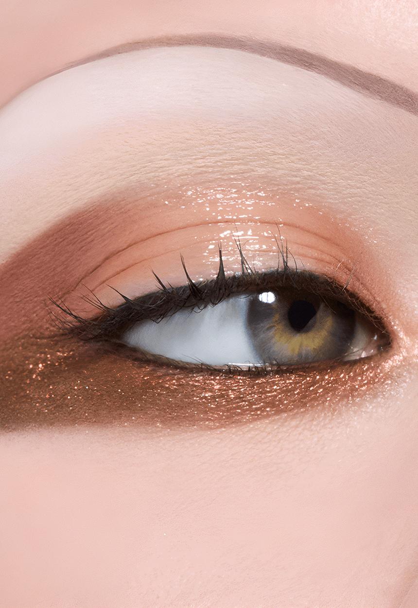 MAC - DAZZLE Multichrome Single Eye Shadow Compact - Venom
