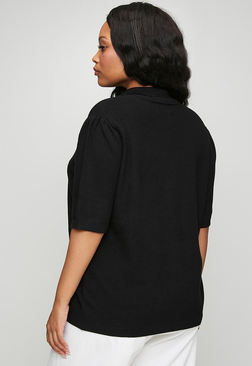 Me&B - Plus Scalloped Collar Daisy Knit  - Black Daisy