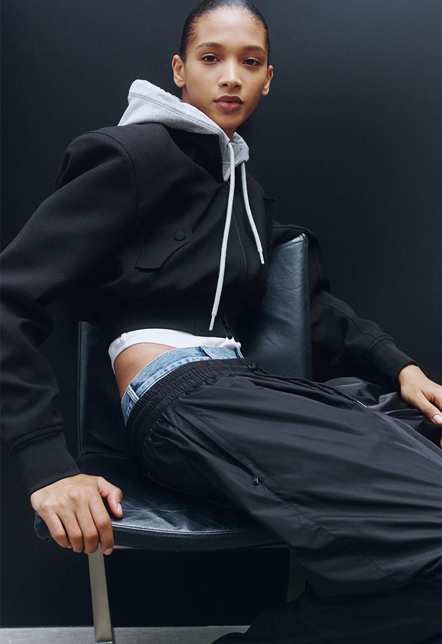 H&M - WARDROBE.NYC H&M:  Cropped wool bomber jacket - black