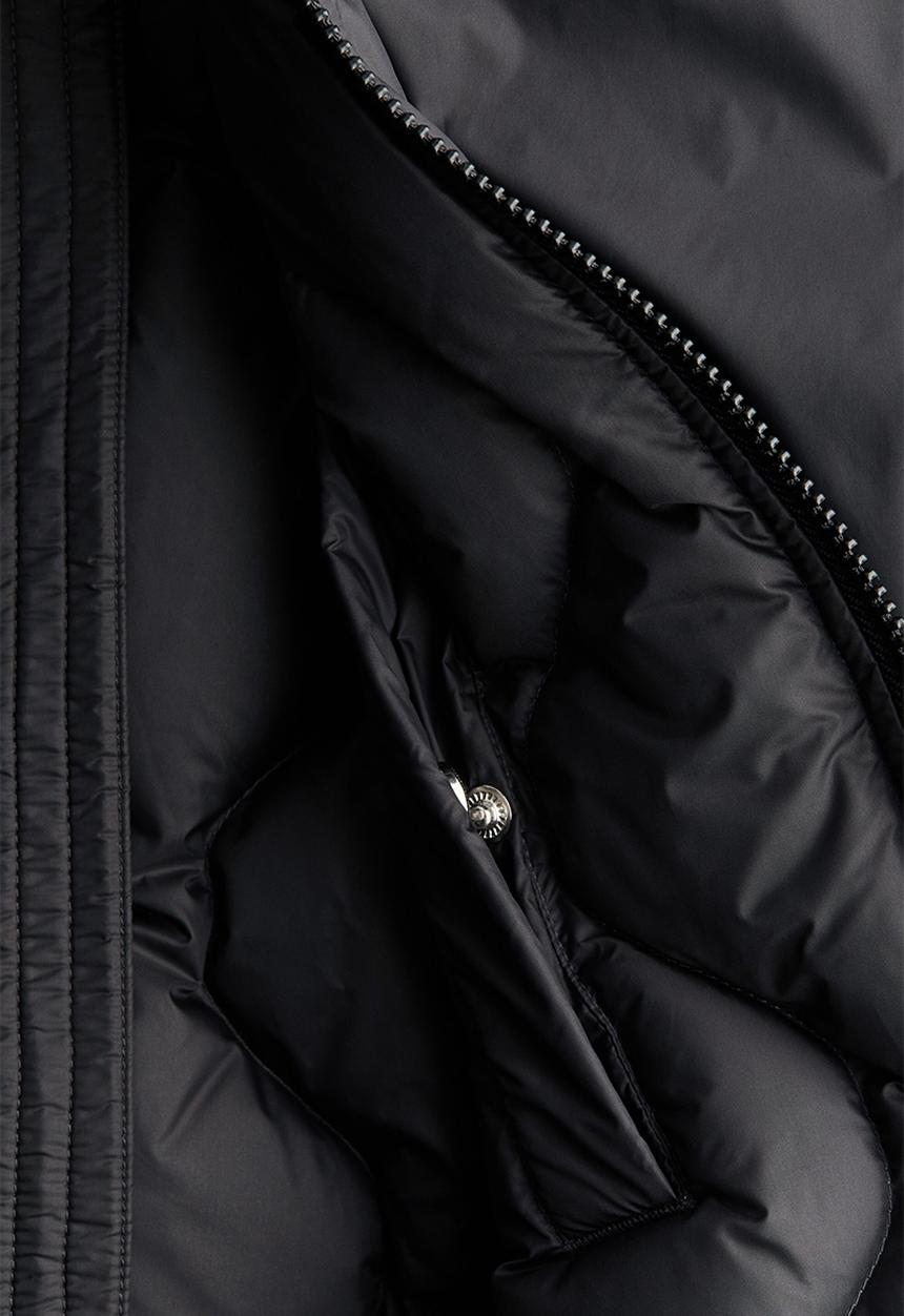 H&M - WARDROBE.NYC H&M:  Oversized down bomber jacket - black