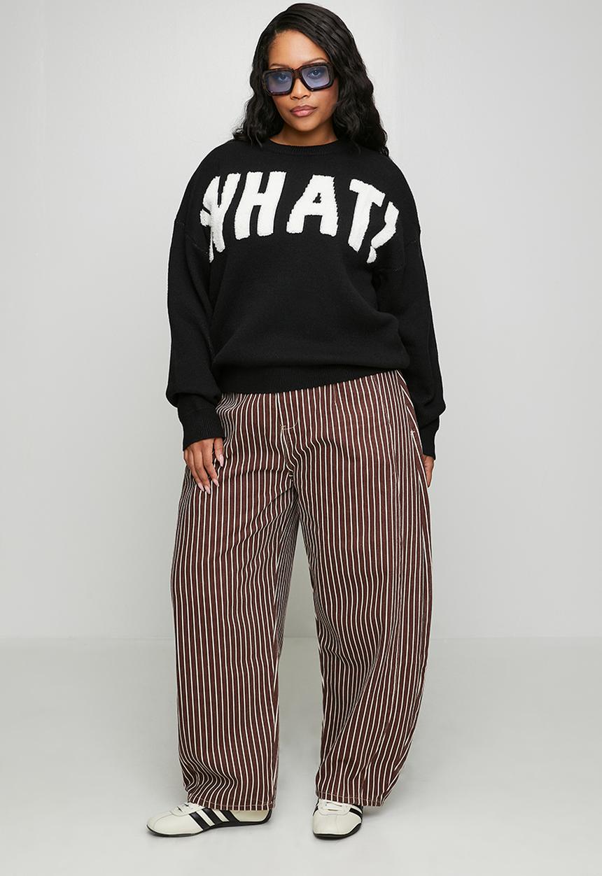Me&B - Plus Essential Jumper in Textured What -  Black