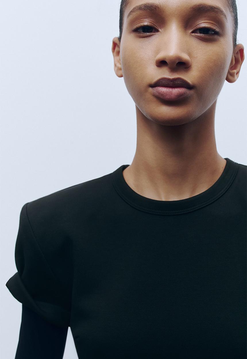 H&M - WARDROBE.NYC H&M:  Shoulder-pad body - black