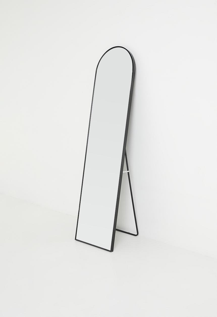 H&S - Full length arch mirror - Black