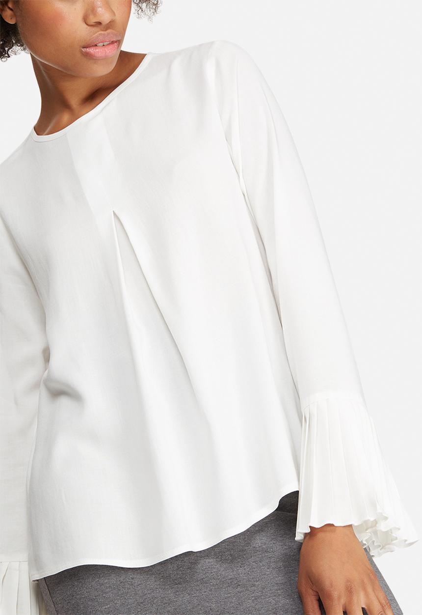 dailyfriday - Pleat front blouse