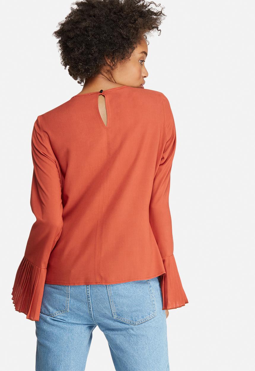 dailyfriday - Pleat front blouse