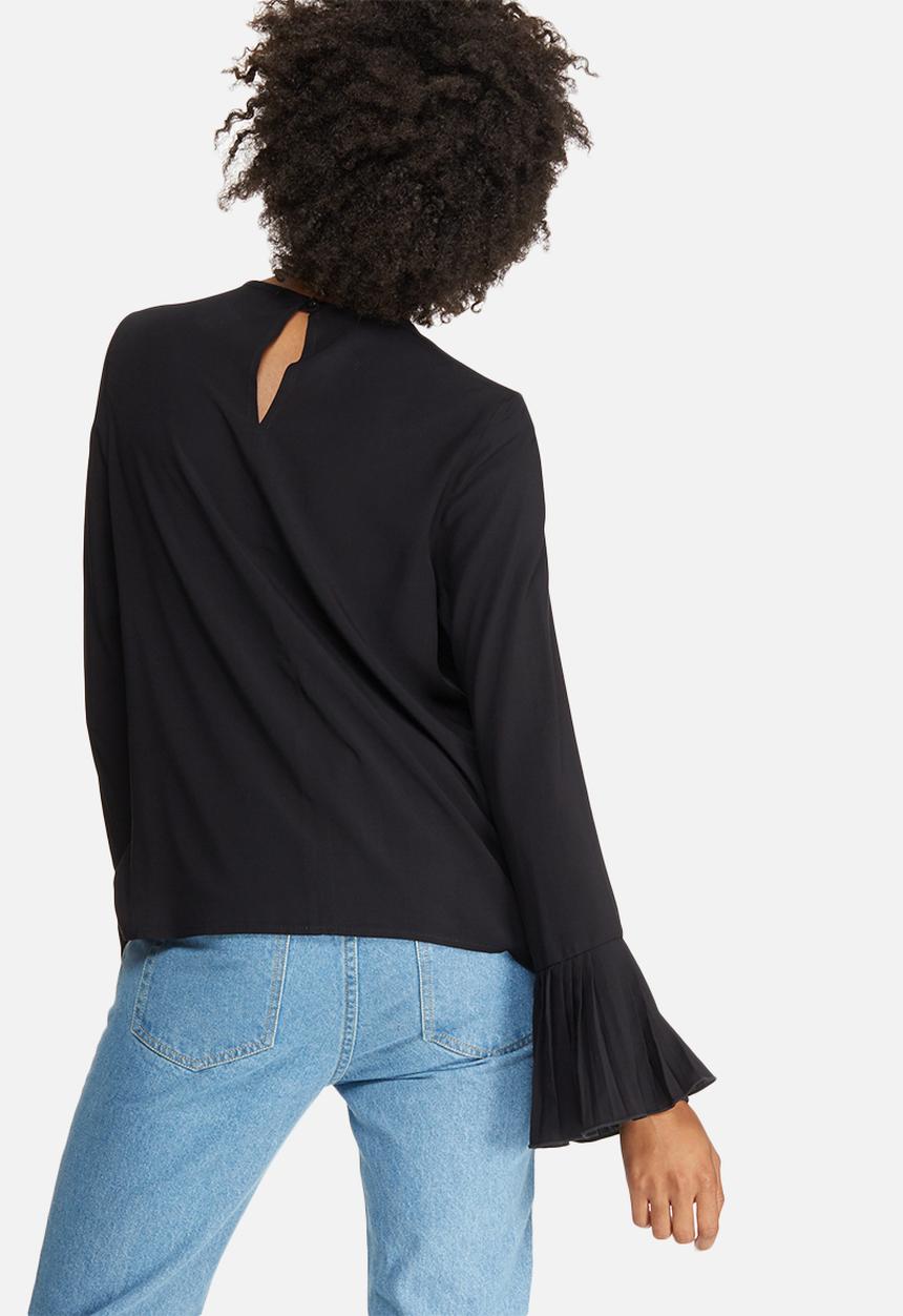 dailyfriday - Pleat front blouse