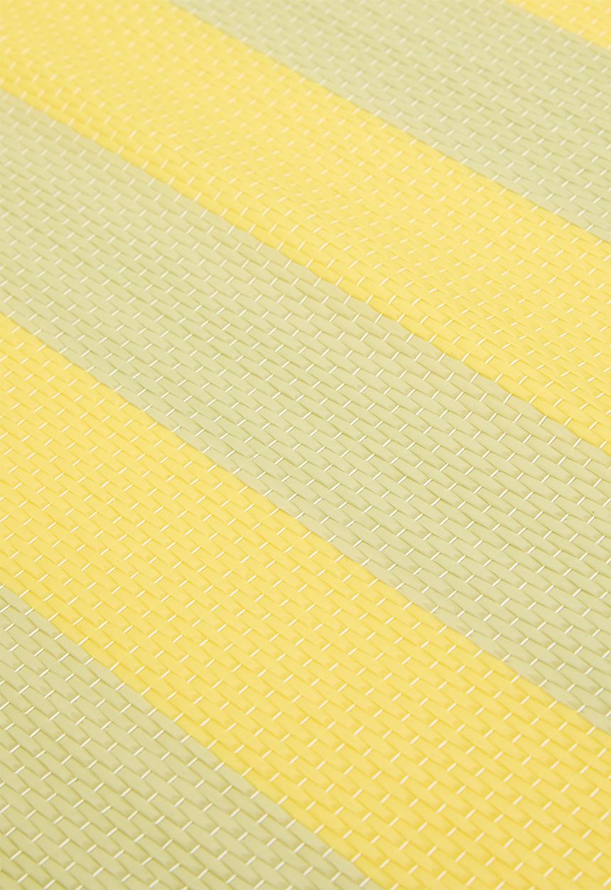 H&S - Stripe folded beach mat - yellow