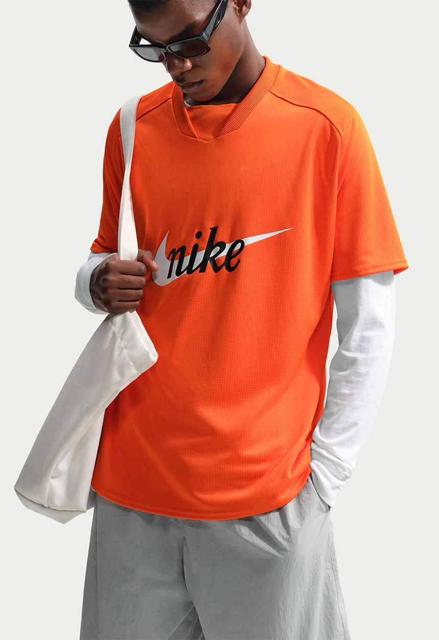 Nike - NSW Club Sport Short - Lt Smoke Grey/White
