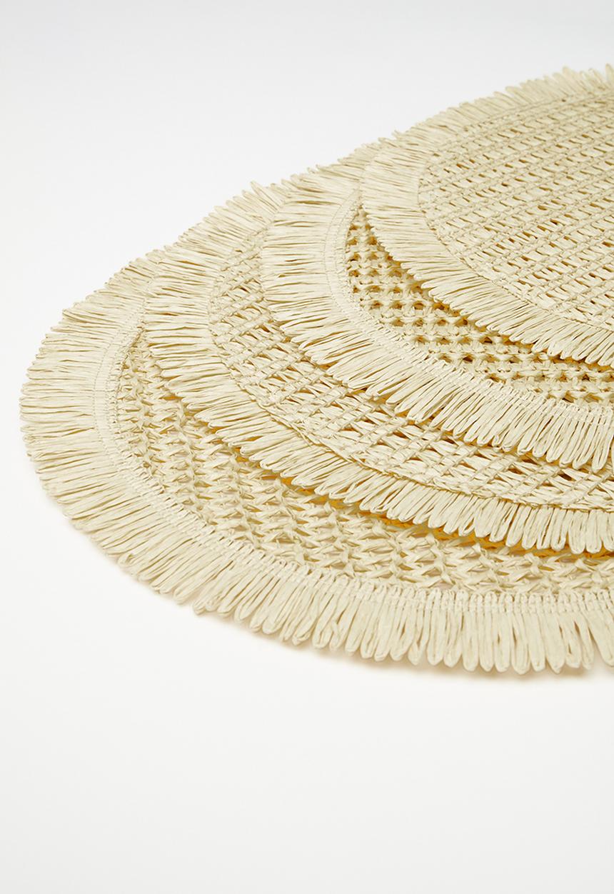 Excellent Houseware - Frilo placemat set of 4 - Sand