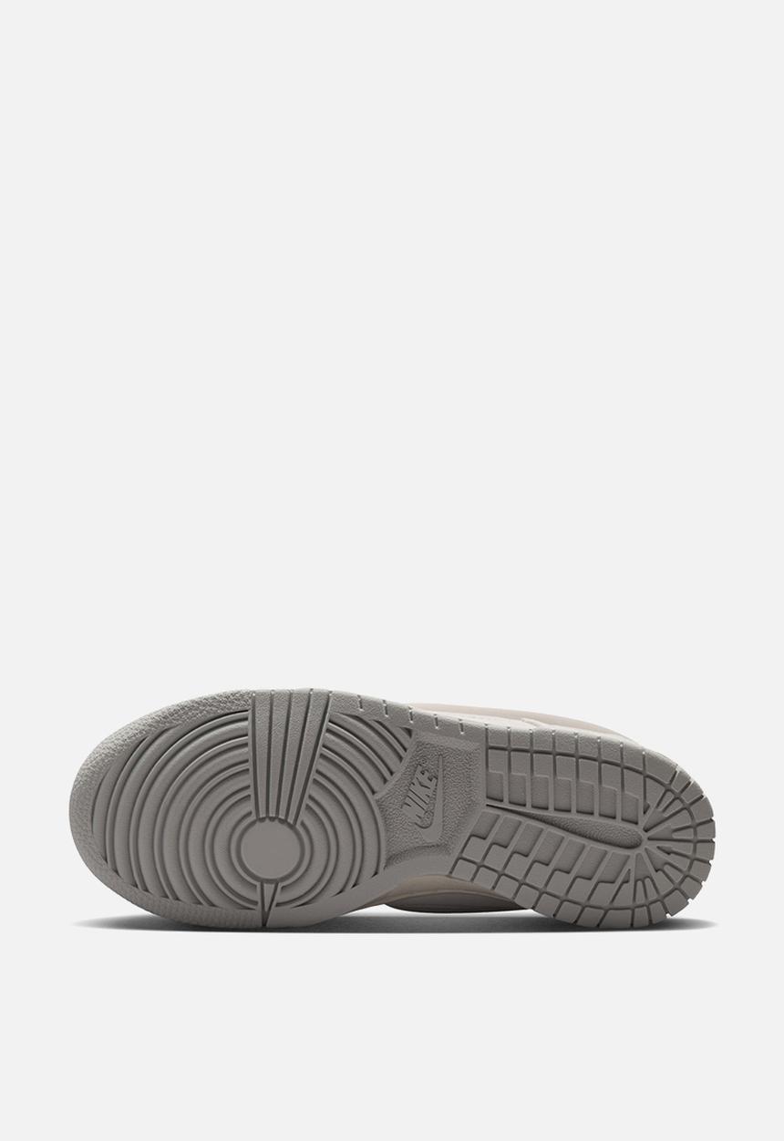 Nike - Nike Dunk Low Lv8 Grade School