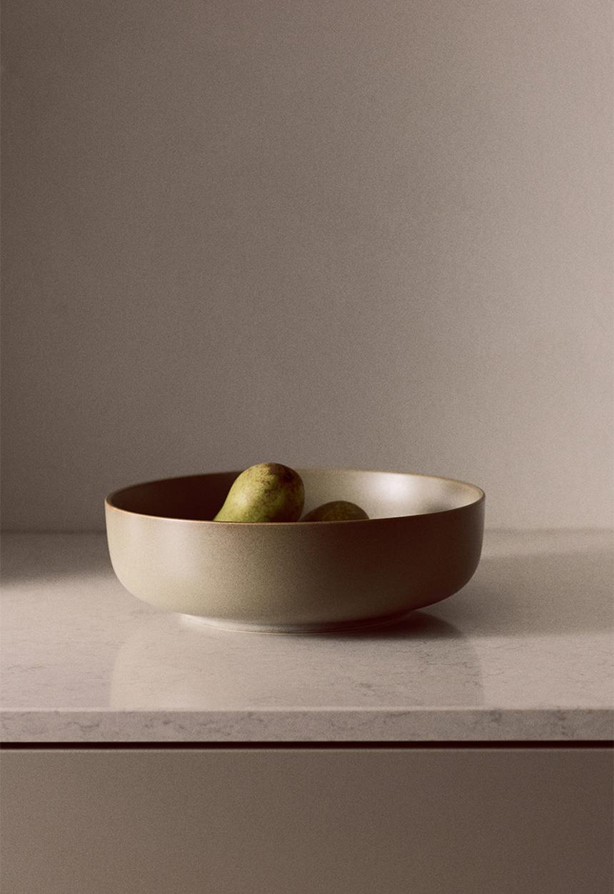 H&M - Reactive-glaze stoneware serving bowl - beige
