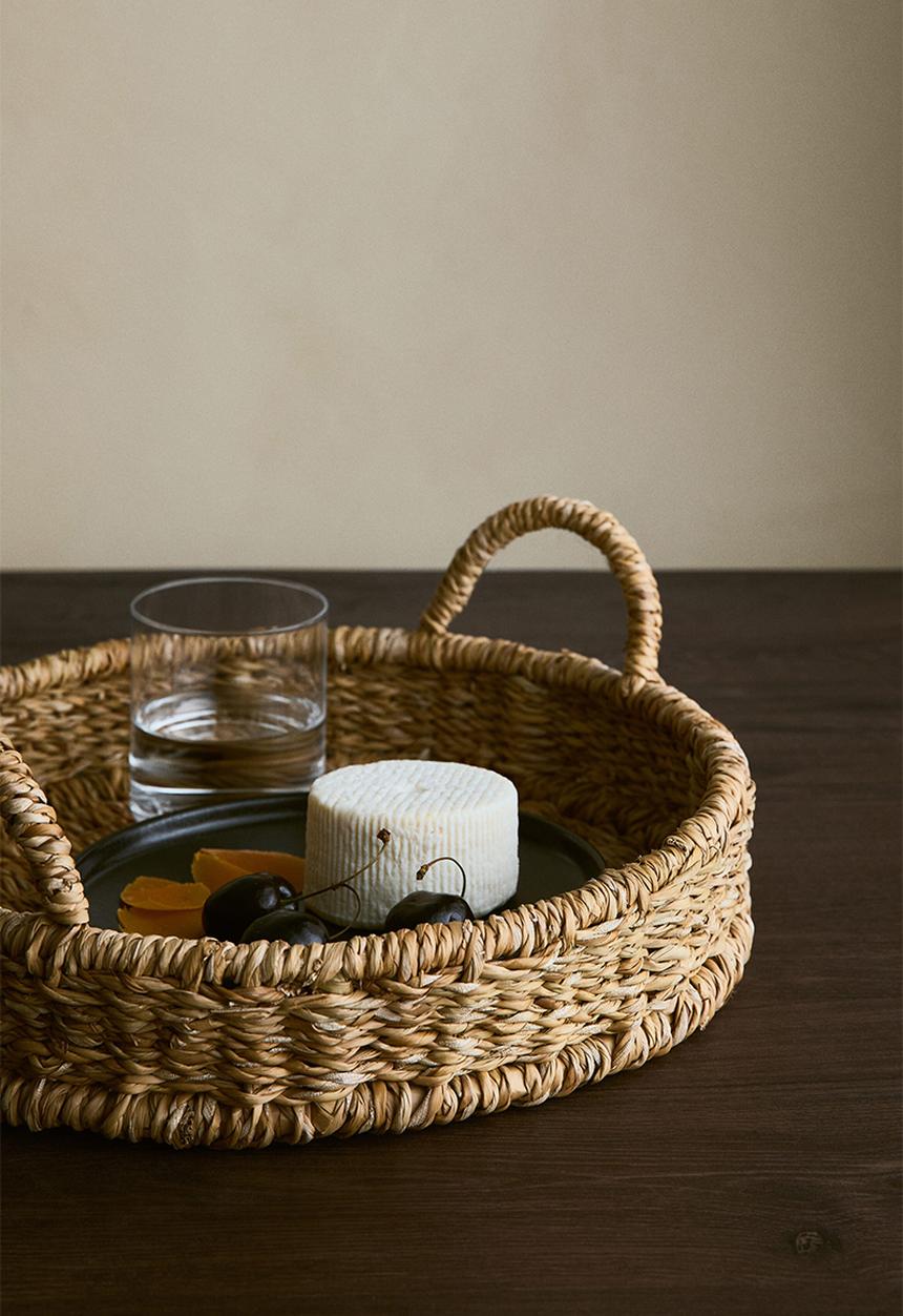 H&M - Round straw tray - beige