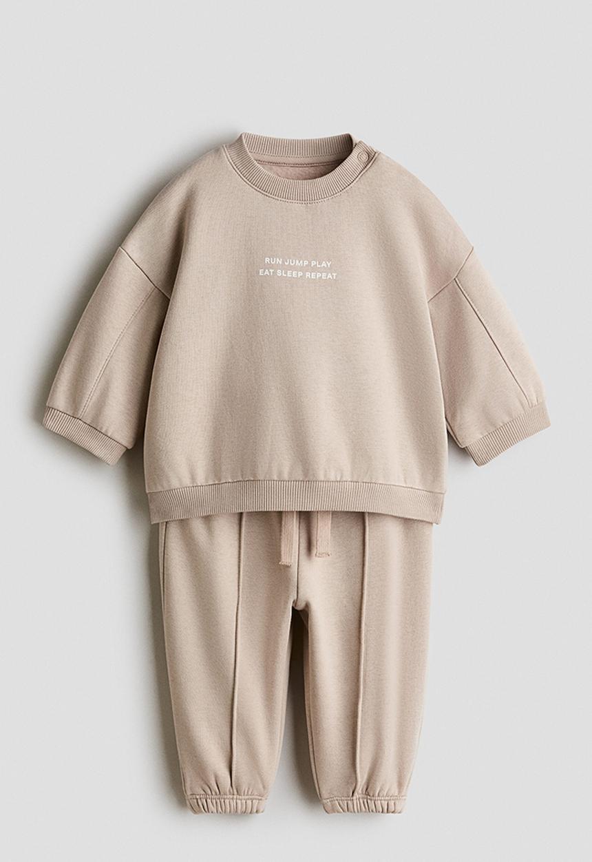 H&M - 2-Piece printed sweatshirt set - light beige/run jump play