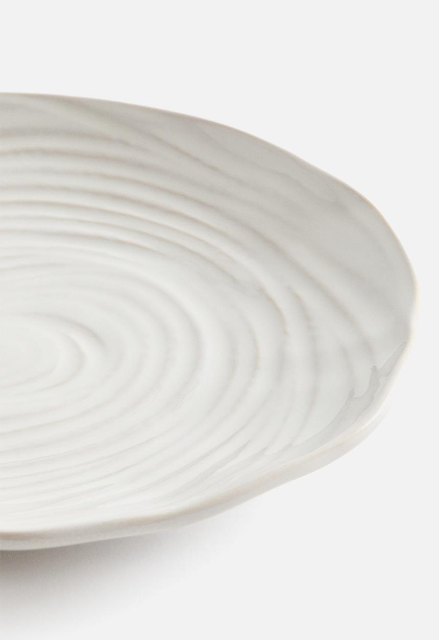 H&M - Textured stoneware starter plate - white