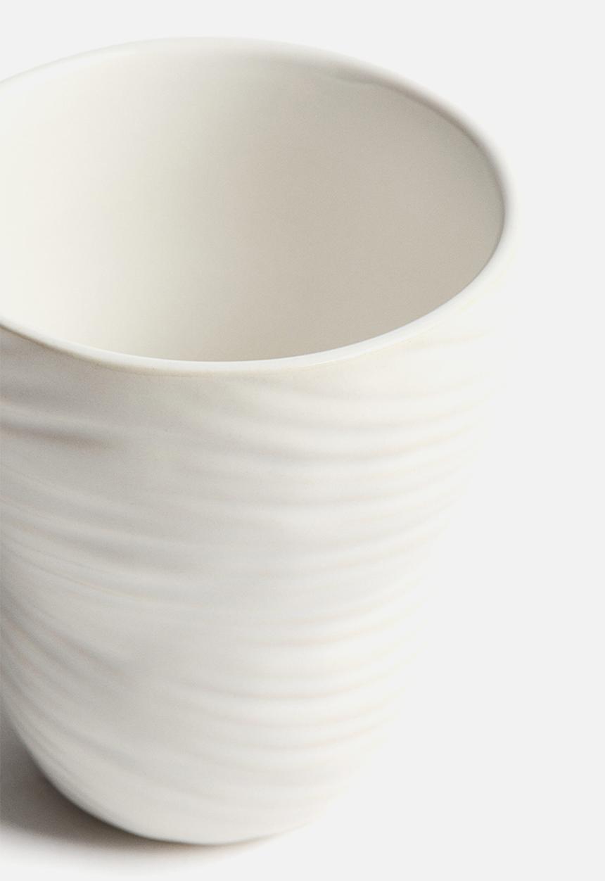 H&M - Textured stoneware mug - white