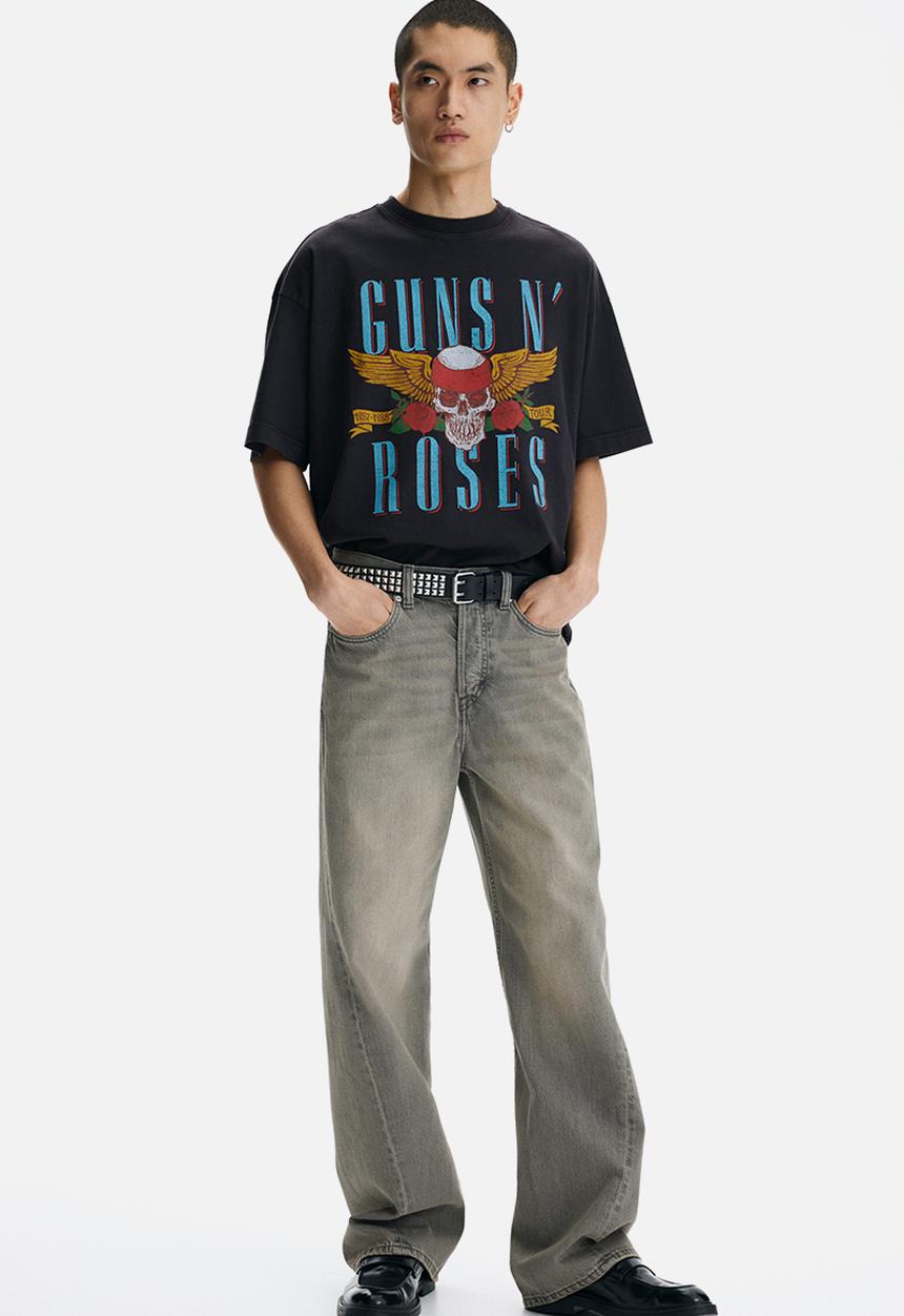 H&M - Oversized fit t-shirt - black/guns n' roses