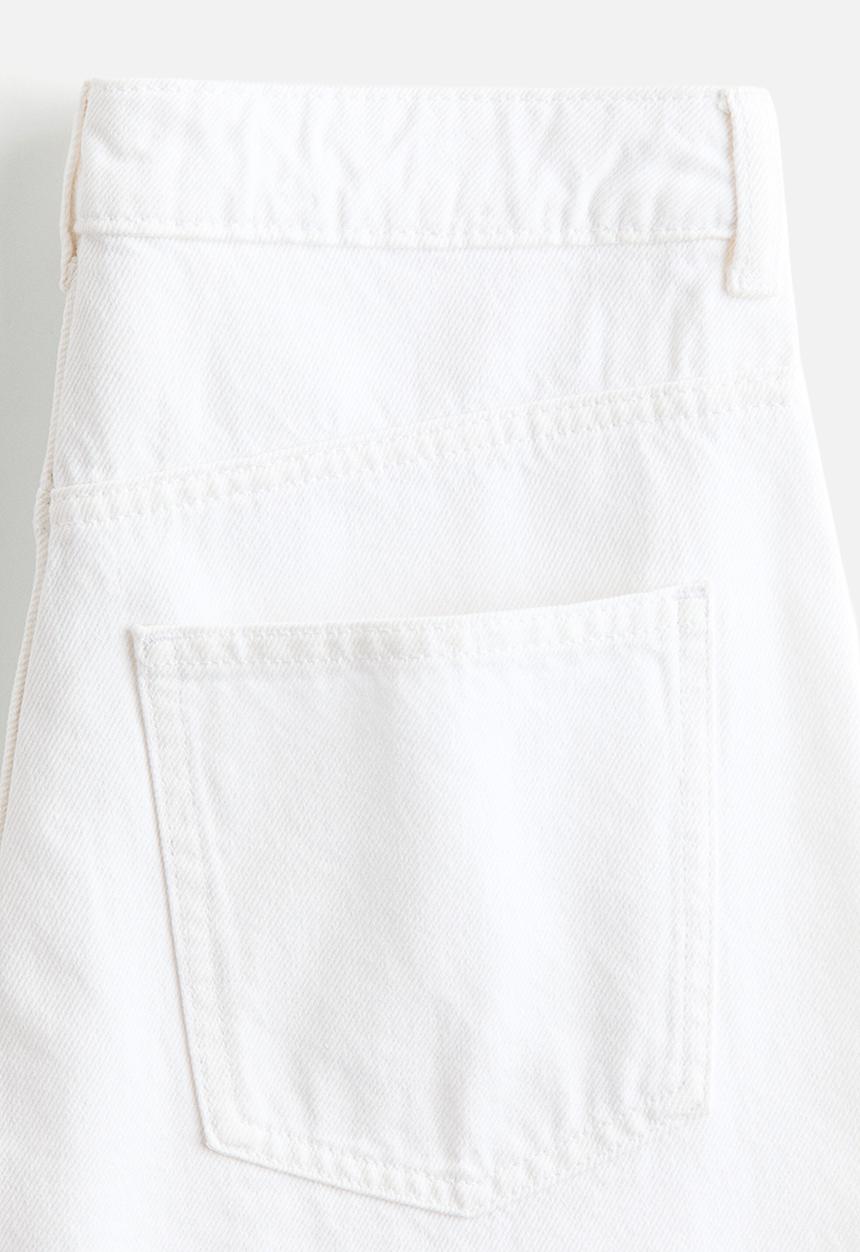 H&M - Barrel high waist jeans - white