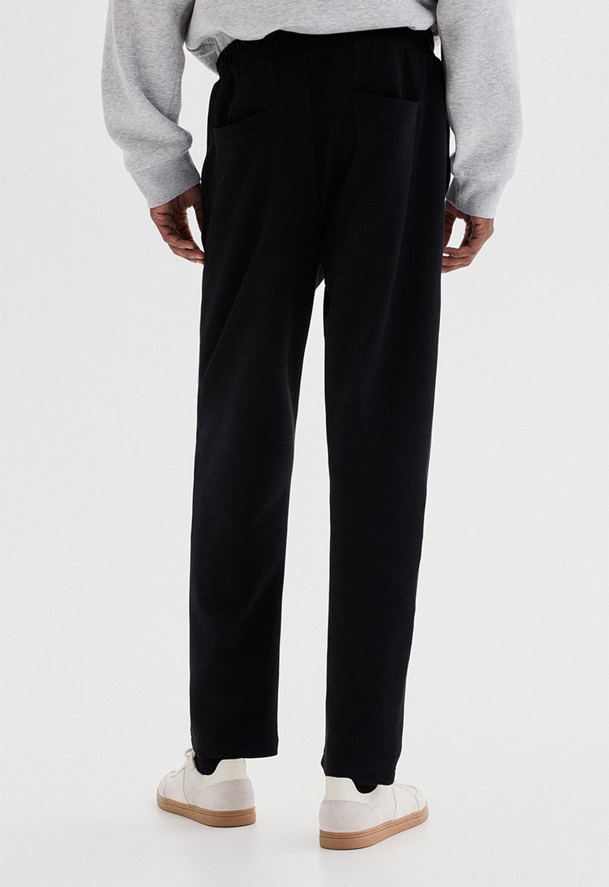 H&M - Regular fit joggers - black