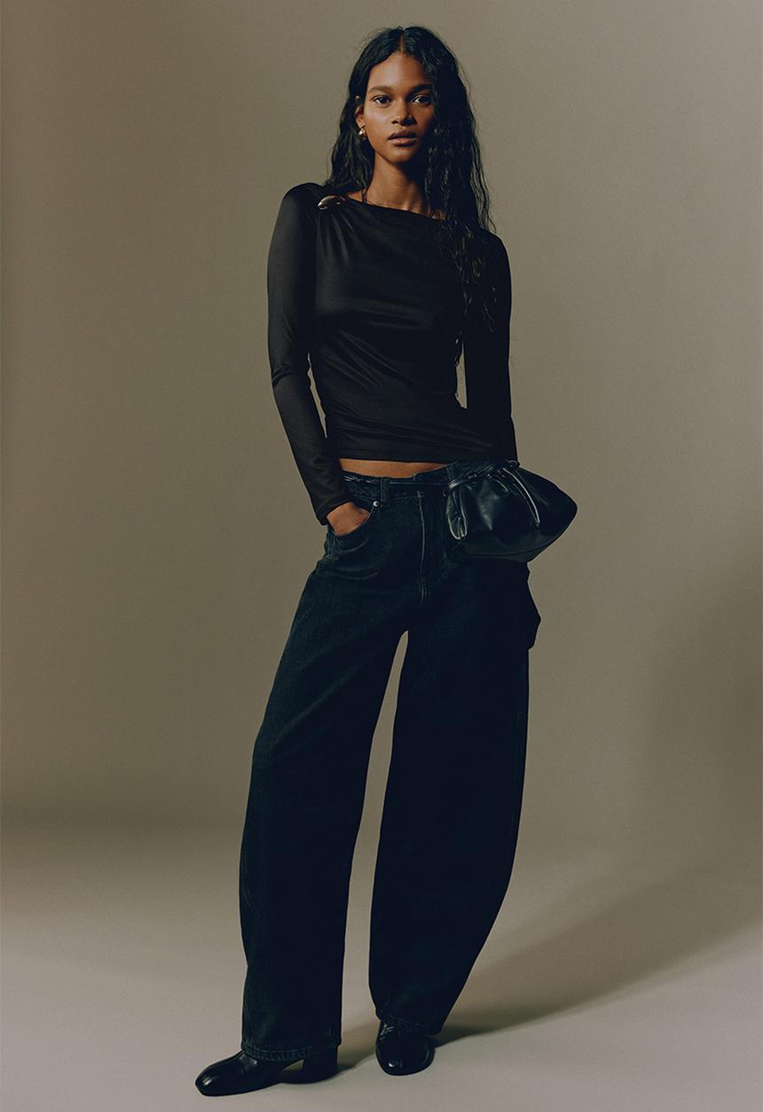 H&M - Asymmetric jersey top - black
