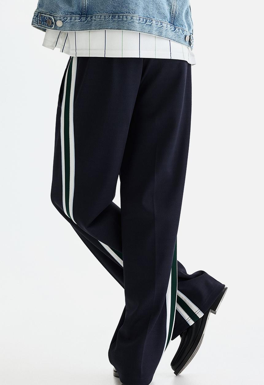 H&M - Relaxed fit track pants - navy blue/stripes