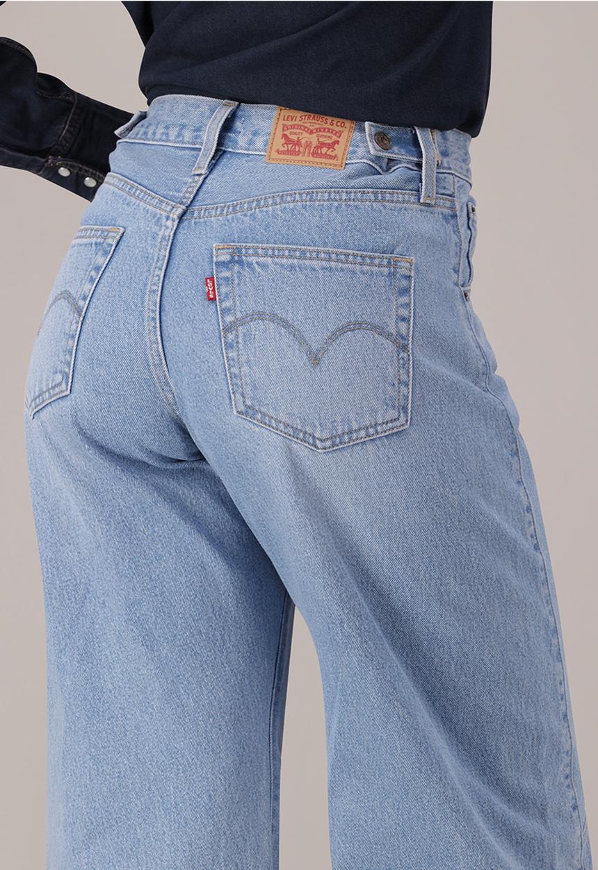 Levi’s® - Cinch Barrel Jeans - Let Love In