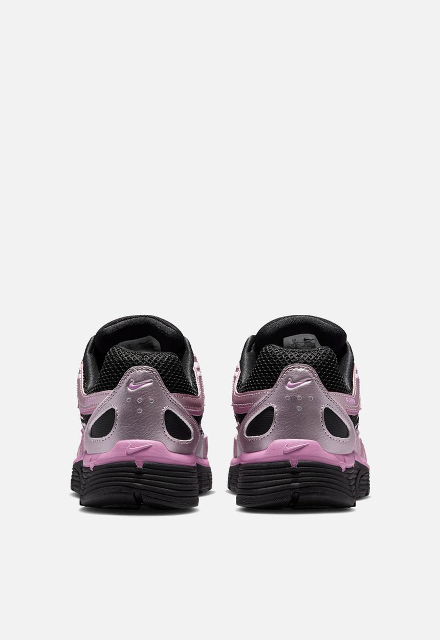 Nike - Nike P-6000