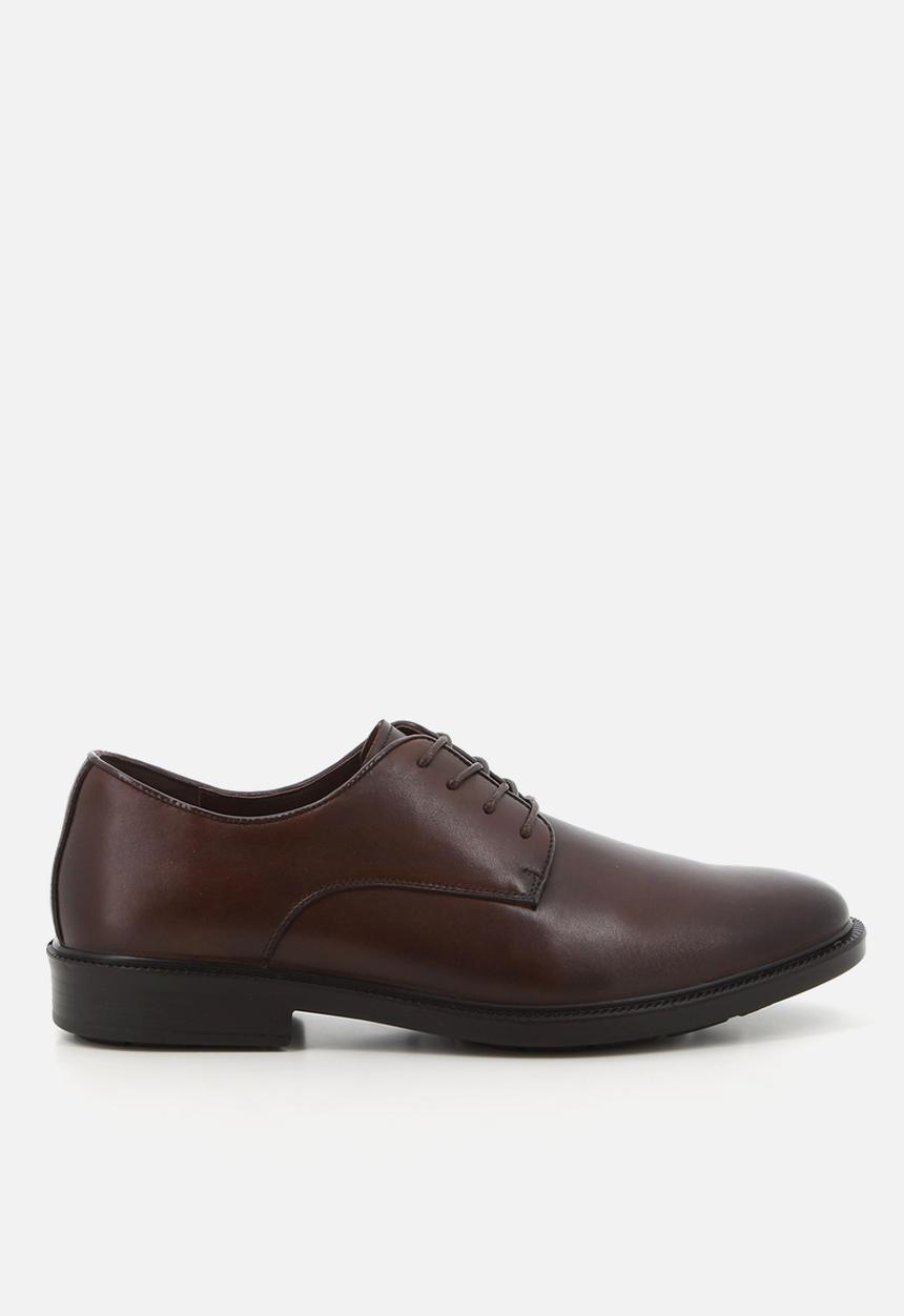 Hush Puppies - Harrington - Brown