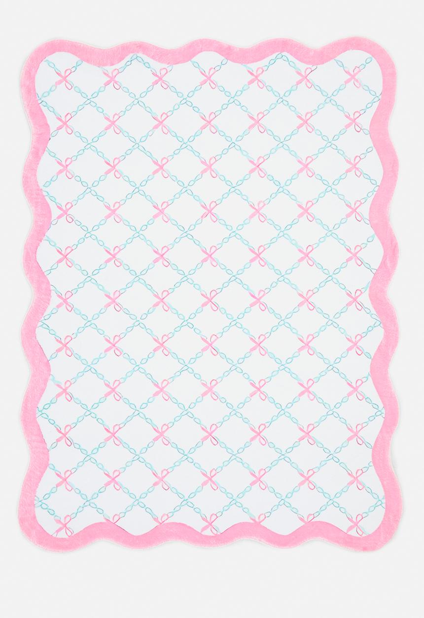 Pop Candy - Wavy edge bow aop rug - white/pink