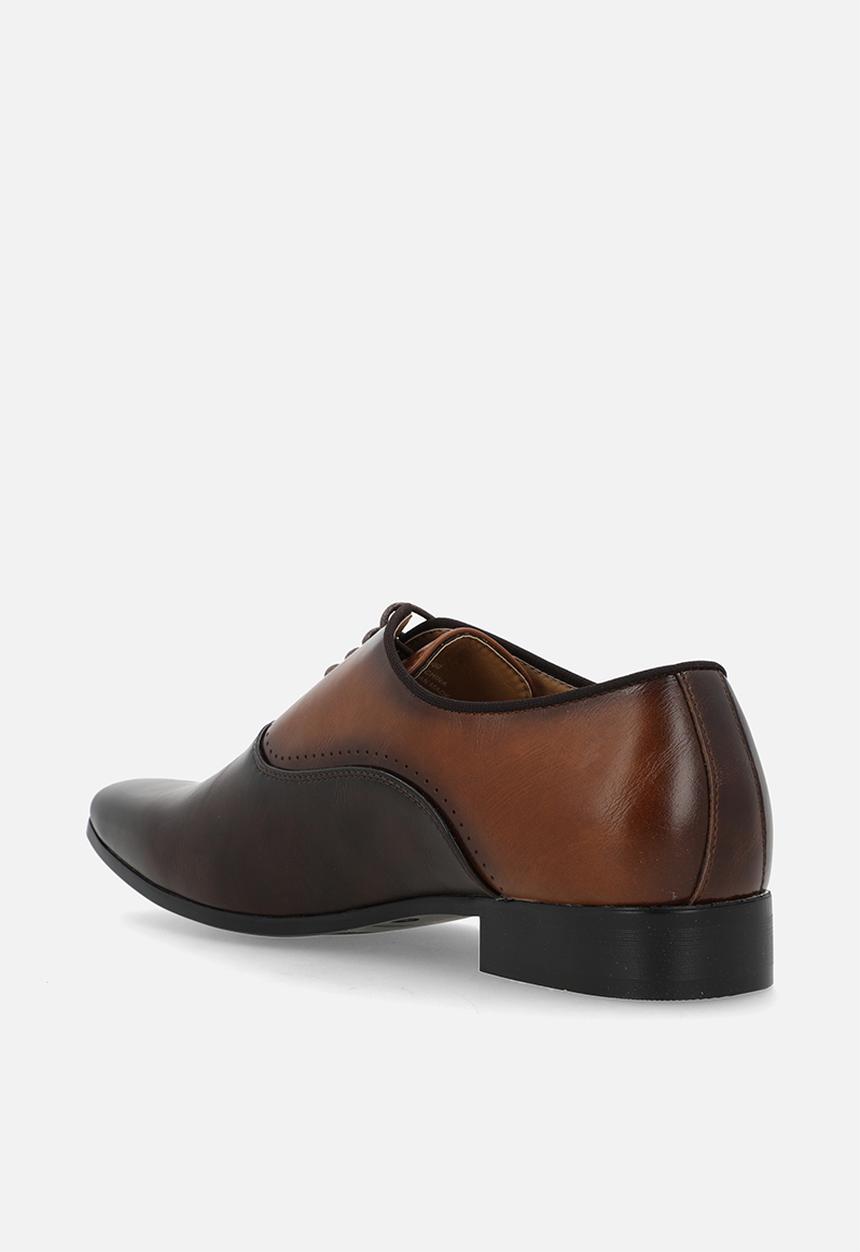 Pierre Cardin - Bruno formal lace up -  brown tan