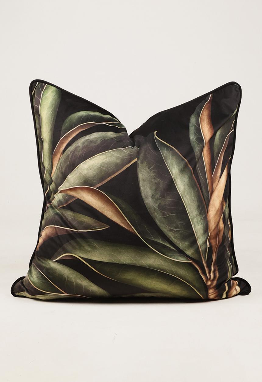 Noha - Velvet  Zama Leaf Scatter  