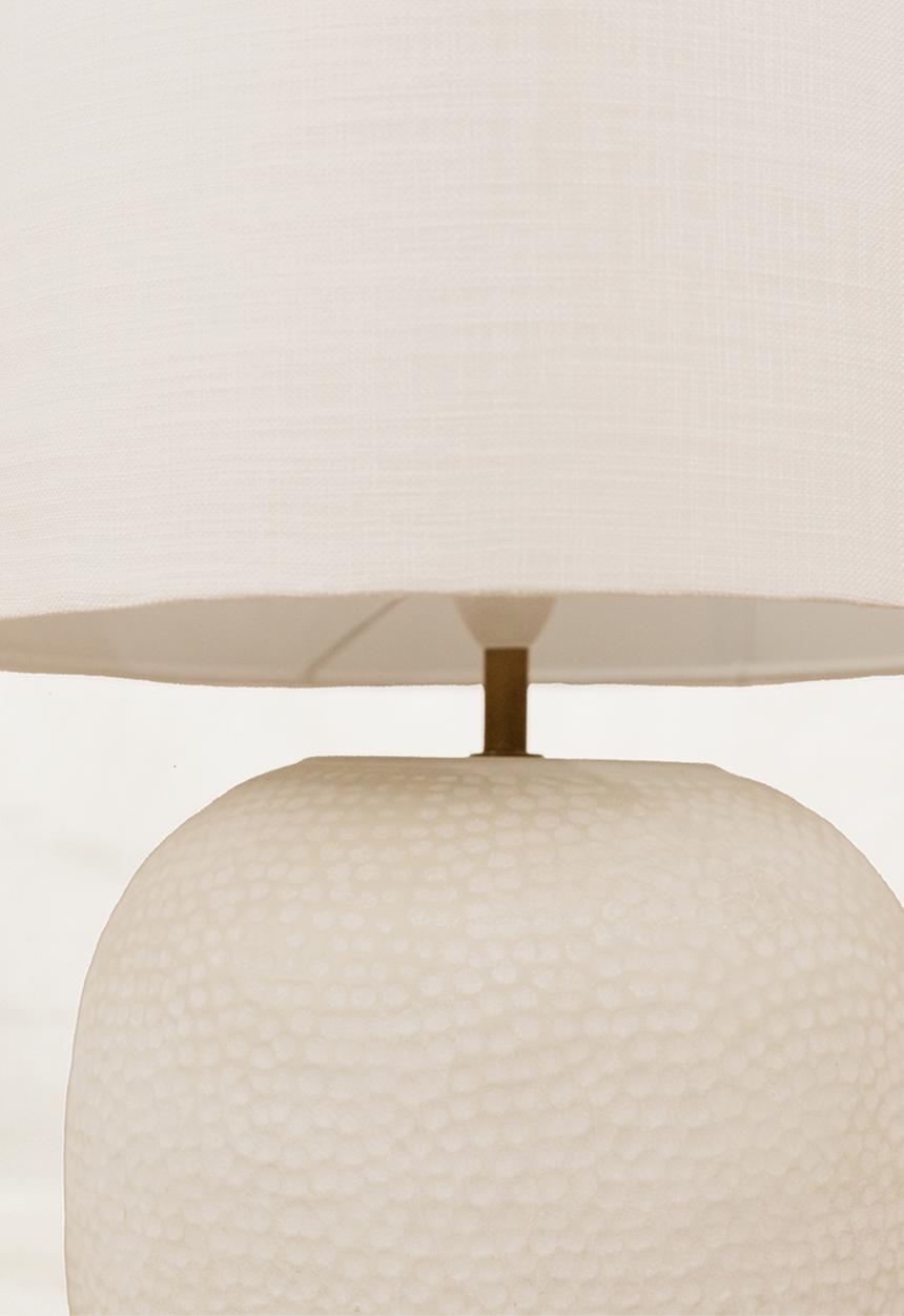 Noha - Annona Lamp With Linen Shade