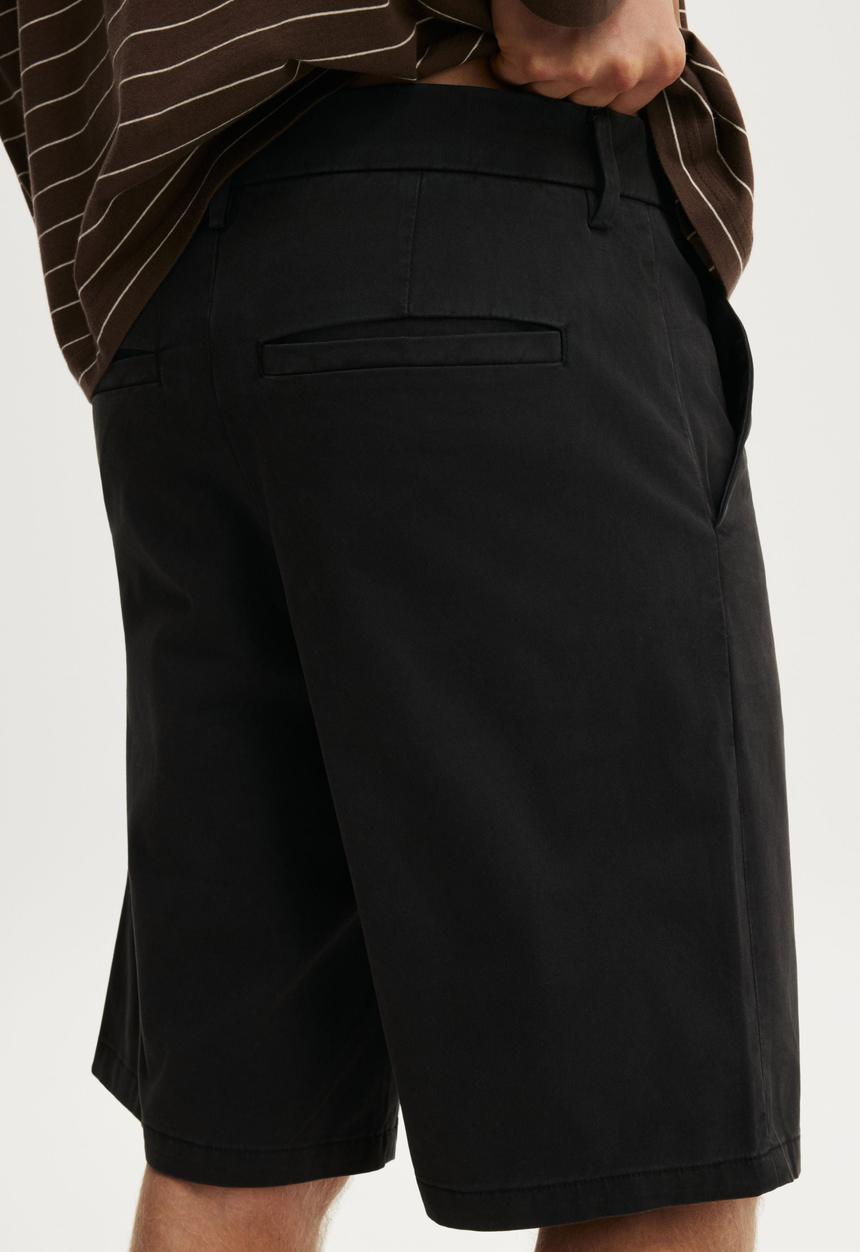 Cotton On - Baggy Chino Short - Black