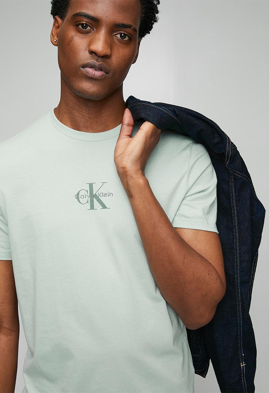 Calvin Klein - Micro monologo graphic tee - pale meadow